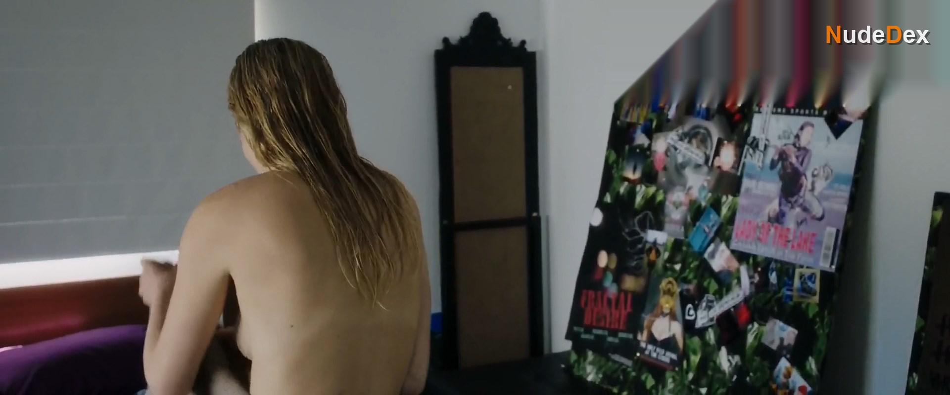 Sara West in Bad Girl, photo 10