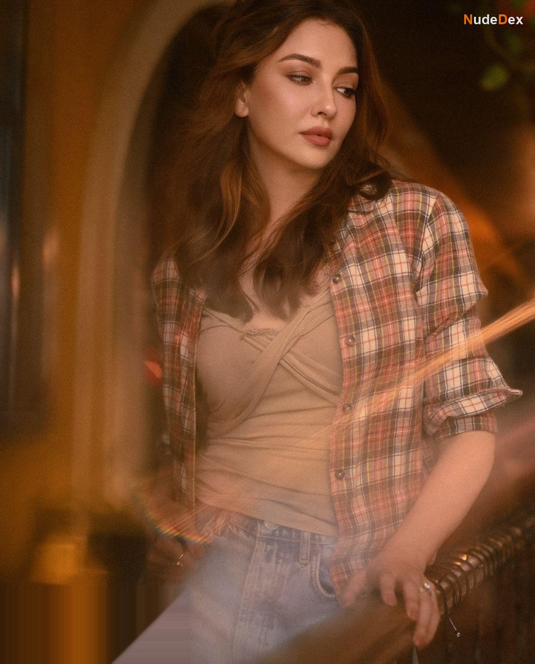 Saumya Tandon in Bhabhi Ji Ghar Par Akeli Hai, photo 8