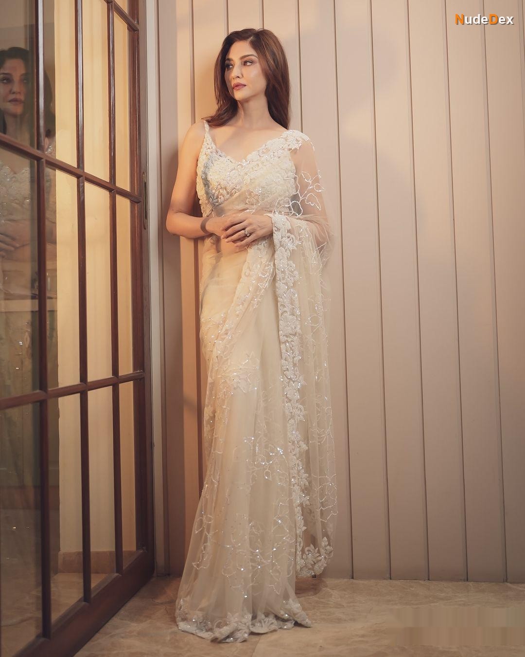 Saumya Tandon in Bhabhi Ji Ghar Par Akeli Hai, photo 9