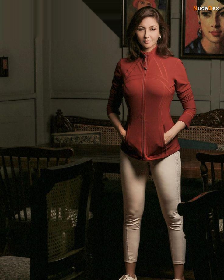 Saumya Tandon in Bhabhi Ji Ghar Par Akeli Hai, photo 21