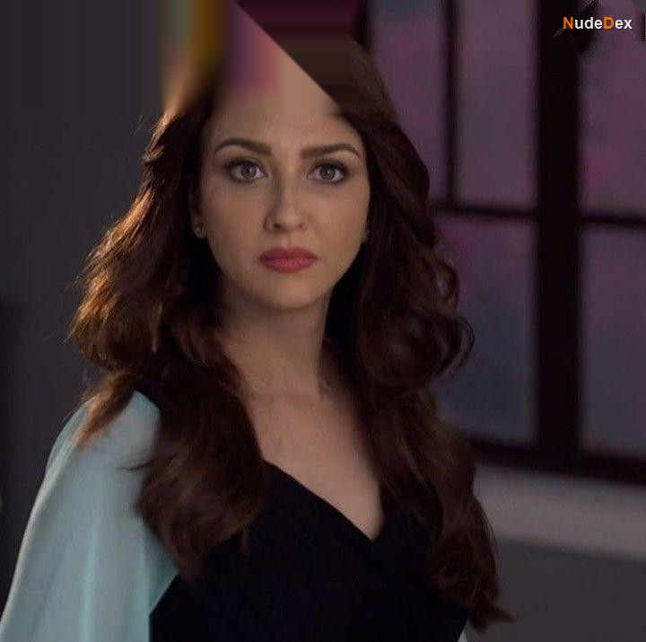 Saumya Tandon in Bhabhi Ji Ghar Par Akeli Hai, photo 25