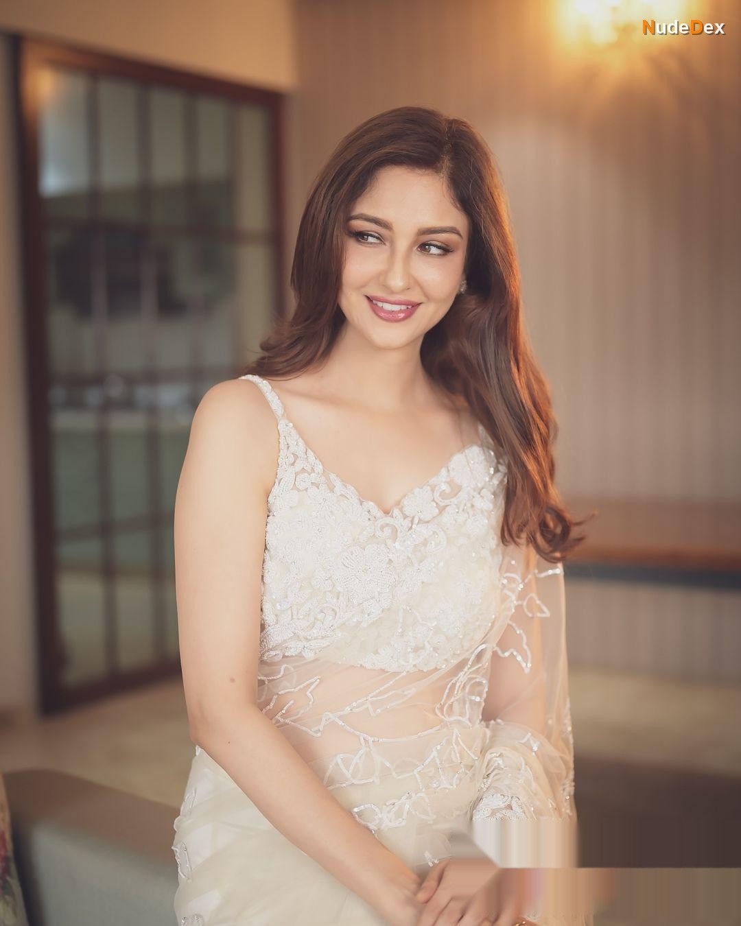 Saumya Tandon in Bhabhi Ji Ghar Par Akeli Hai, photo 46