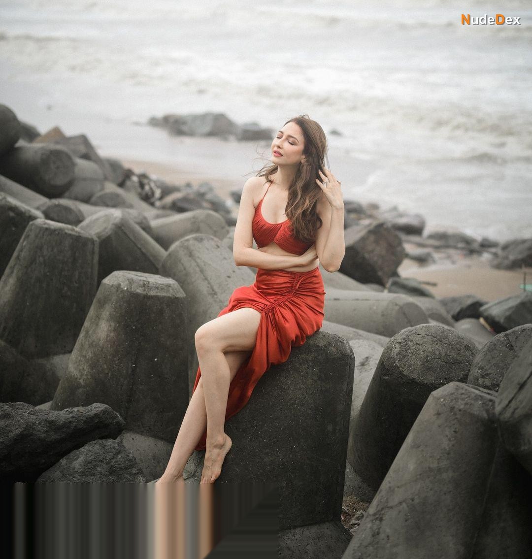 Saumya Tandon in Bhabhi Ji Ghar Par Akeli Hai, photo 60