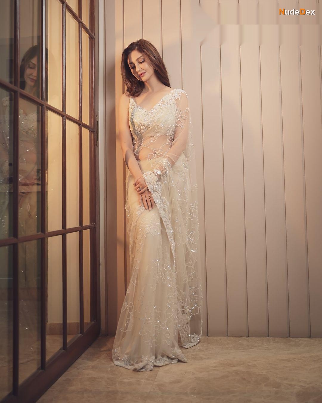 Saumya Tandon in Bhabhi Ji Ghar Par Akeli Hai, photo 70