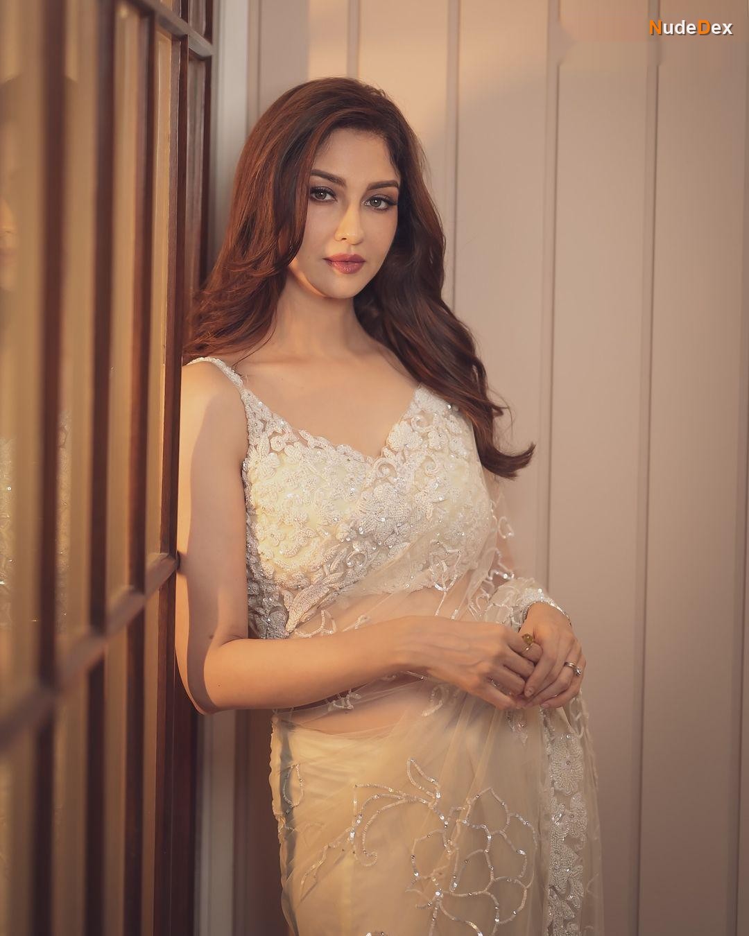 Saumya Tandon in Bhabhi Ji Ghar Par Akeli Hai, photo 71