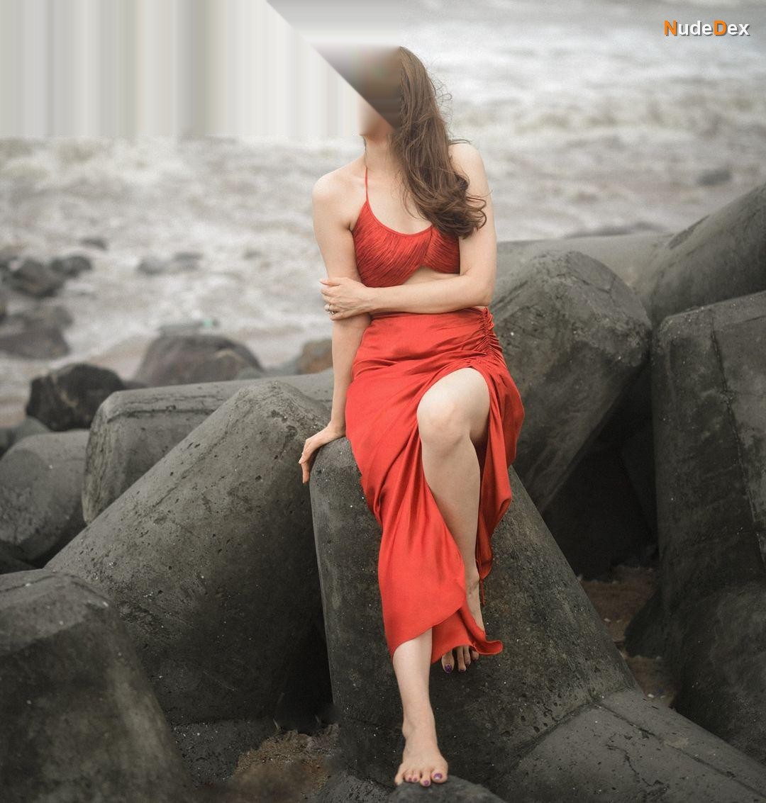 Saumya Tandon in Bhabhi Ji Ghar Par Akeli Hai, photo 77