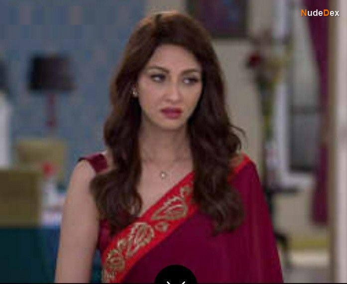 Saumya Tandon in Bhabhi Ji Ghar Par Akeli Hai, photo 89