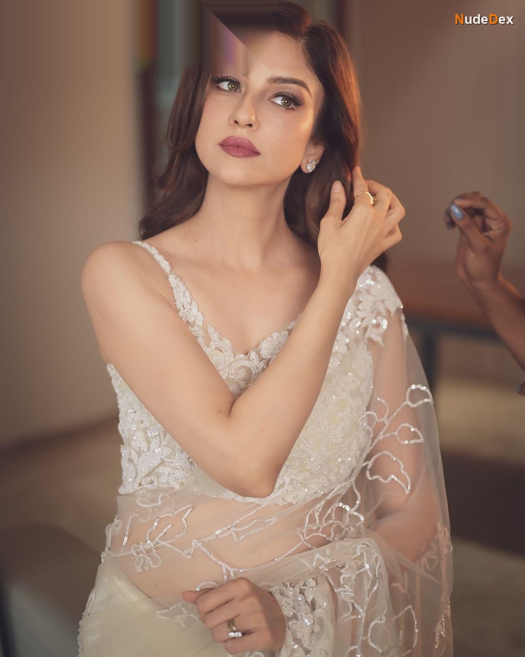 Saumya Tandon in Bhabhi Ji Ghar Par Akeli Hai, photo 116