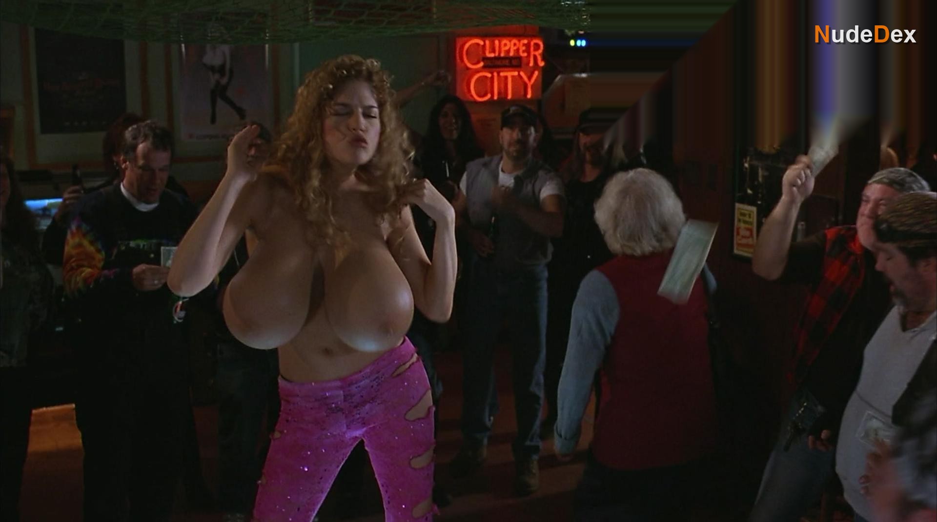 Selma Blair in A Dirty Shame, photo 13