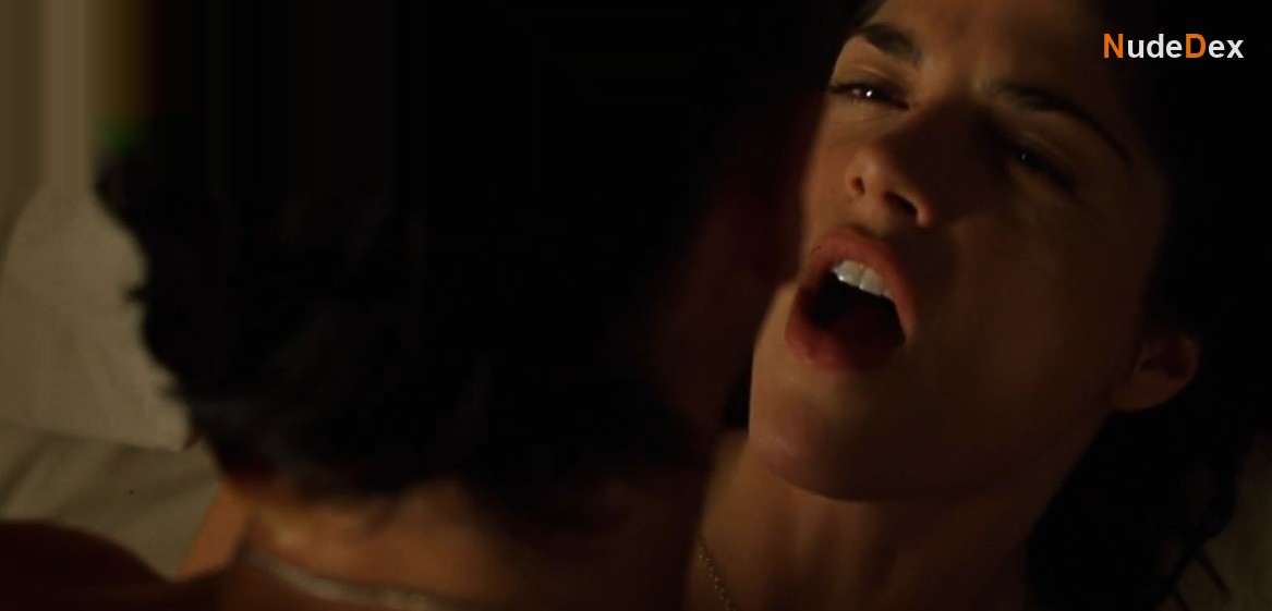Selma Blair in Highway, photo 2