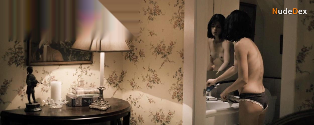 Selma Blair in In Their Skin, photo 12