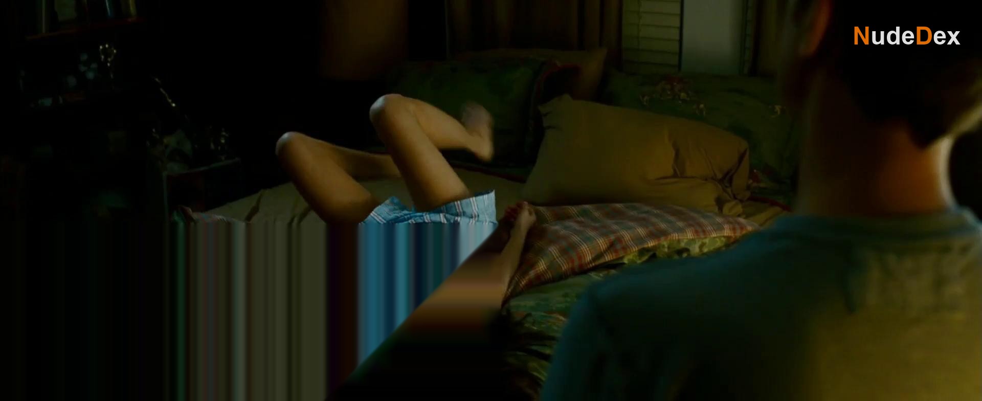 Selma Blair in My Mom's New Boyfriend, photo 5