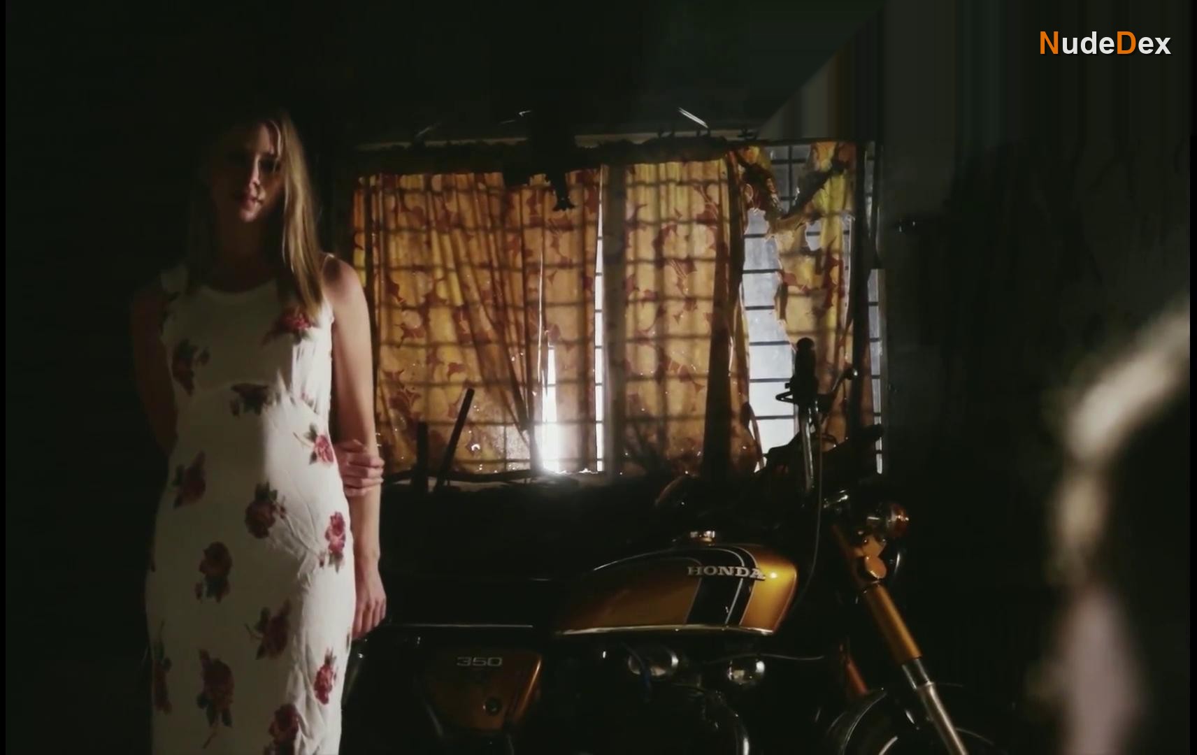 Senie Priti in Your Love Is Mine, photo 1
