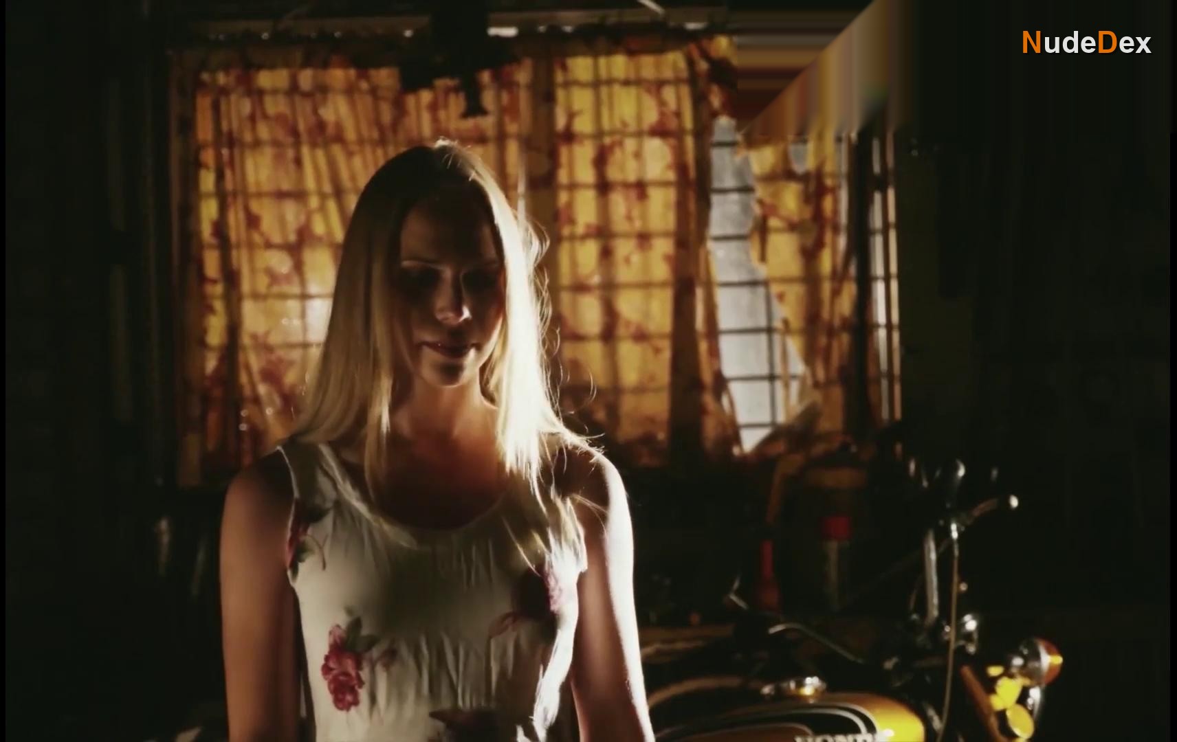 Senie Priti in Your Love Is Mine, photo 2