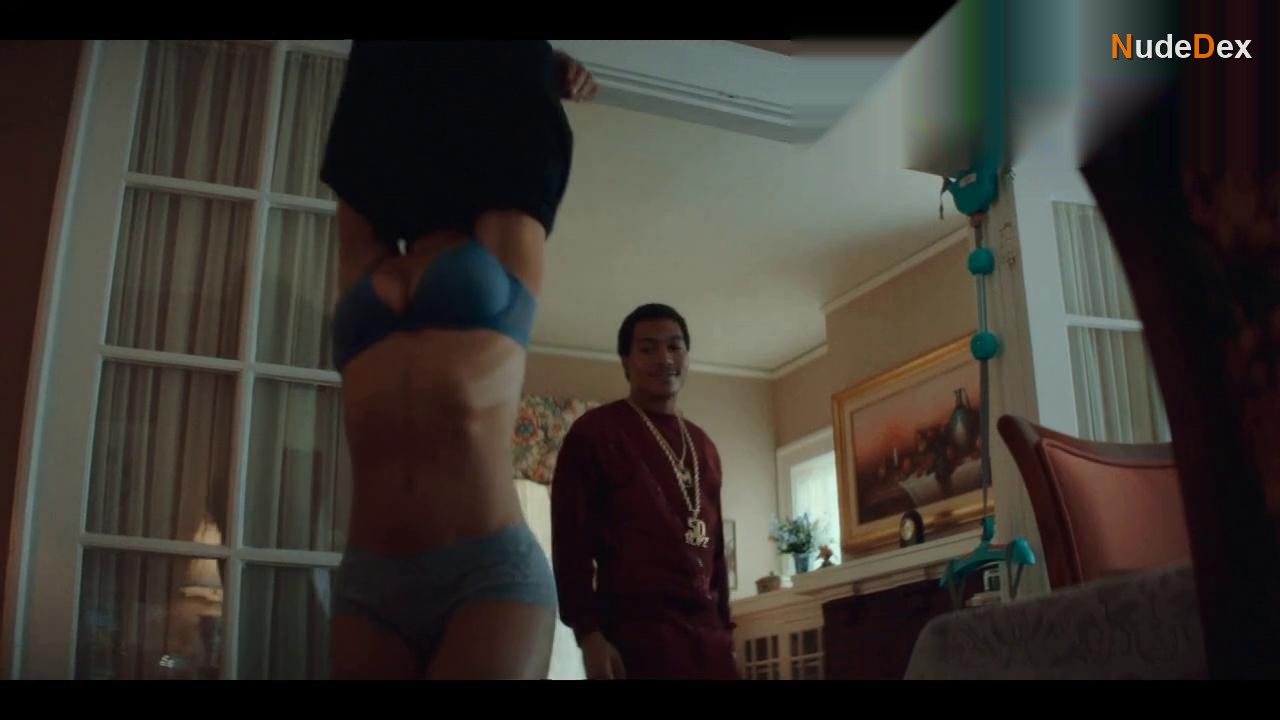 Serayah in Bmf, photo 1