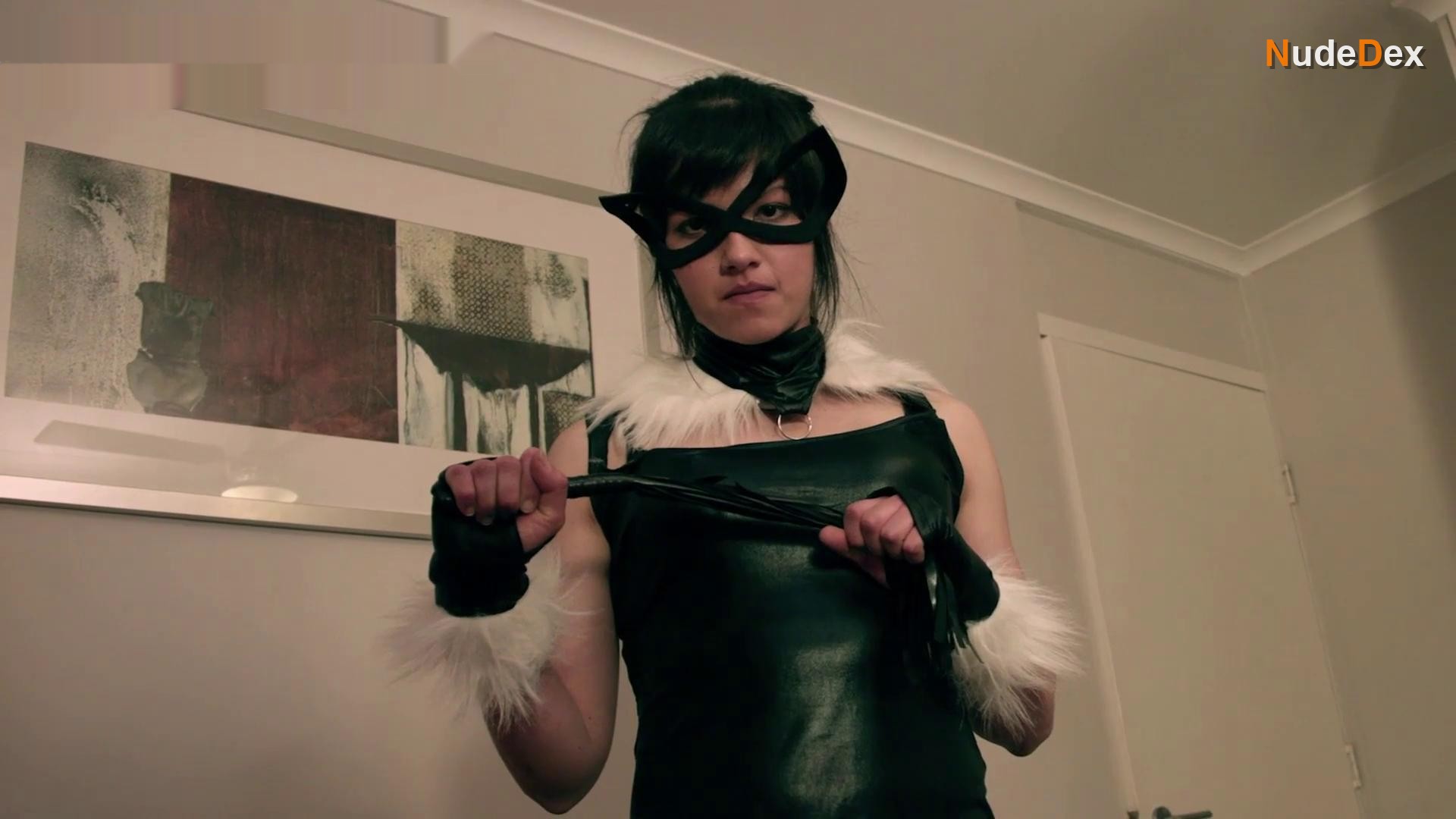 Serene Duff in Hannah And Other Misadventures, photo 4