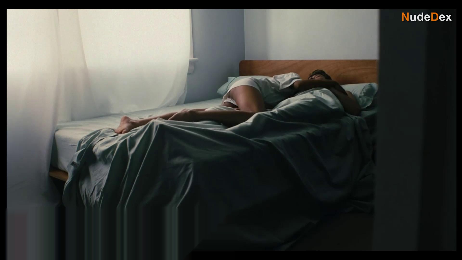 Shabana Azeez in Birdeater, photo 5