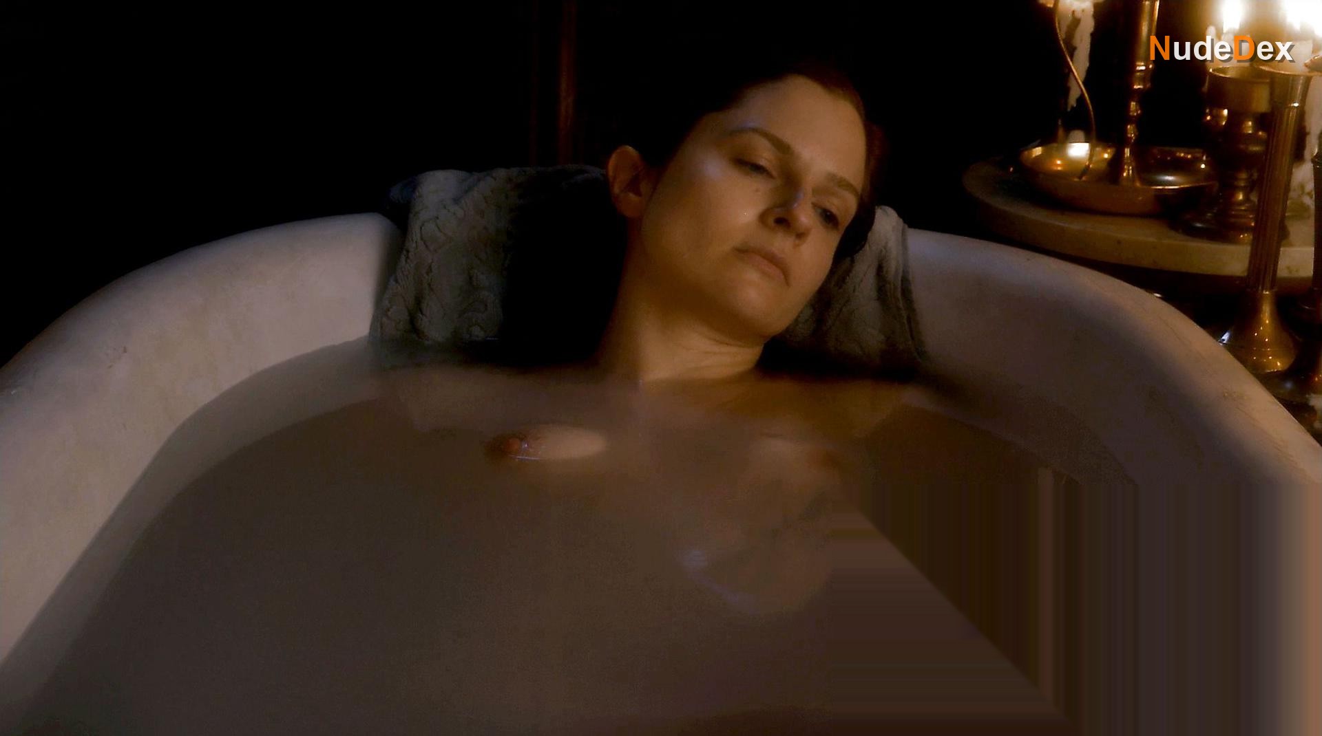 Shannon Lucio in Unsorted, photo 1