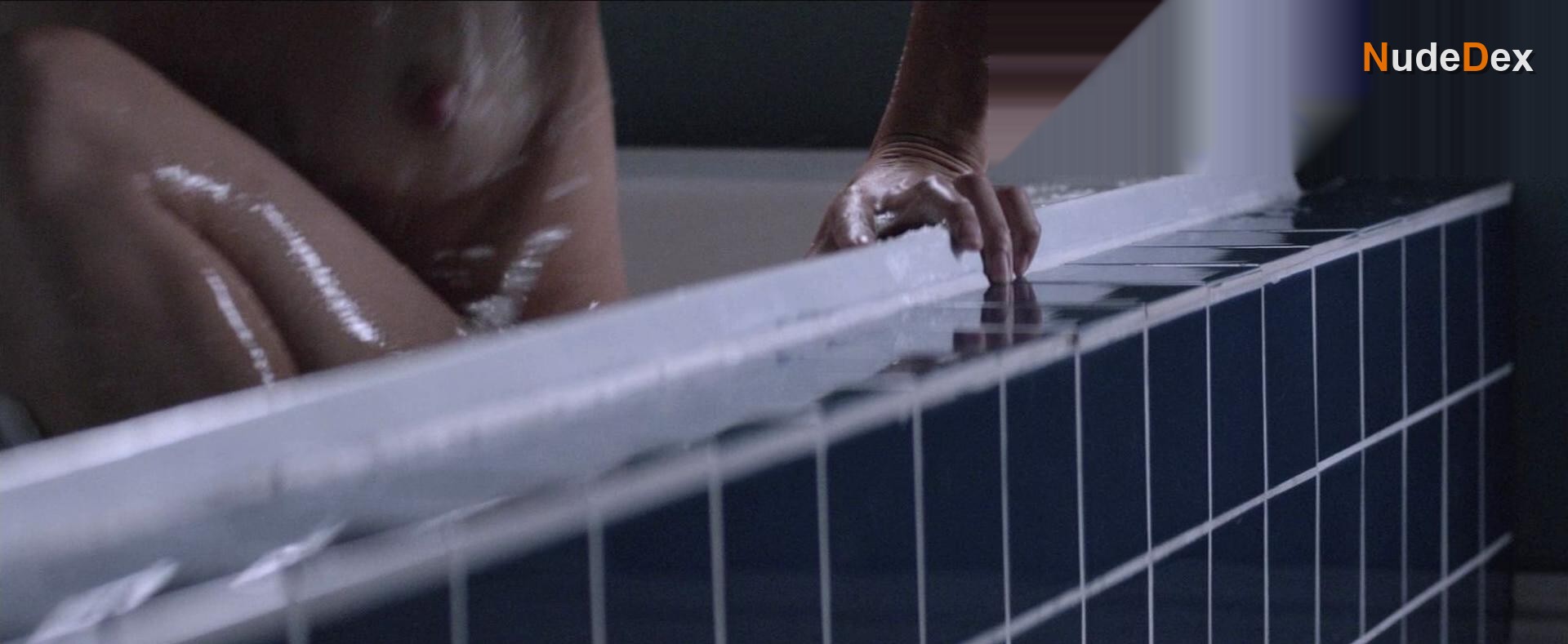 Sharni Vinson in Patrick, photo 4