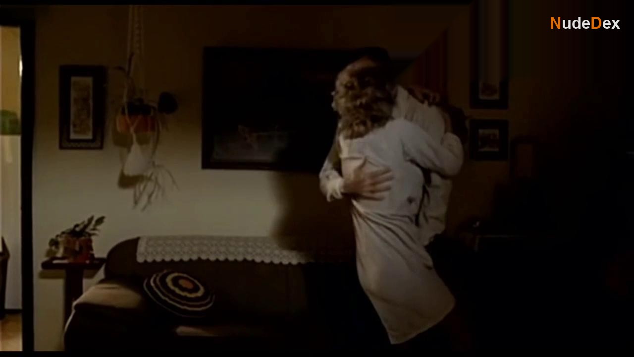 Sharon Farrell in Out Of The Blue, photo 3