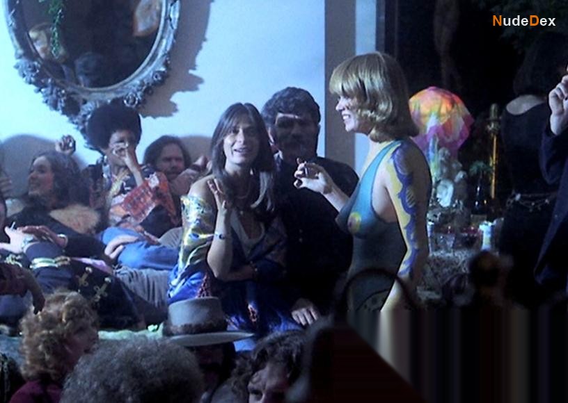 Sharon Kelly in Shampoo, photo 1