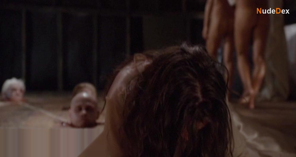 Shawnie Costello in Born, photo 6