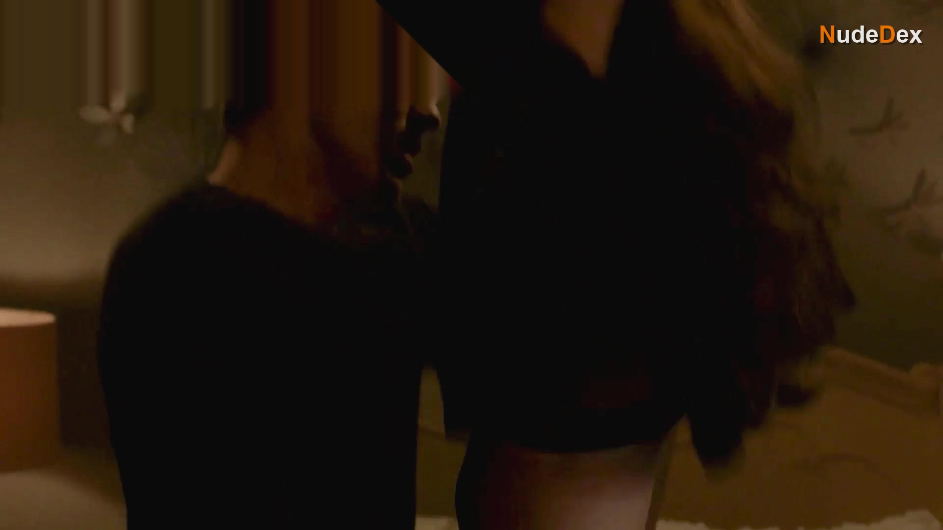 Shelley Hennig in The Secret Circle, photo 15