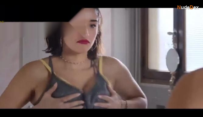 Shirine Boutella in Christmas Flow, photo 3