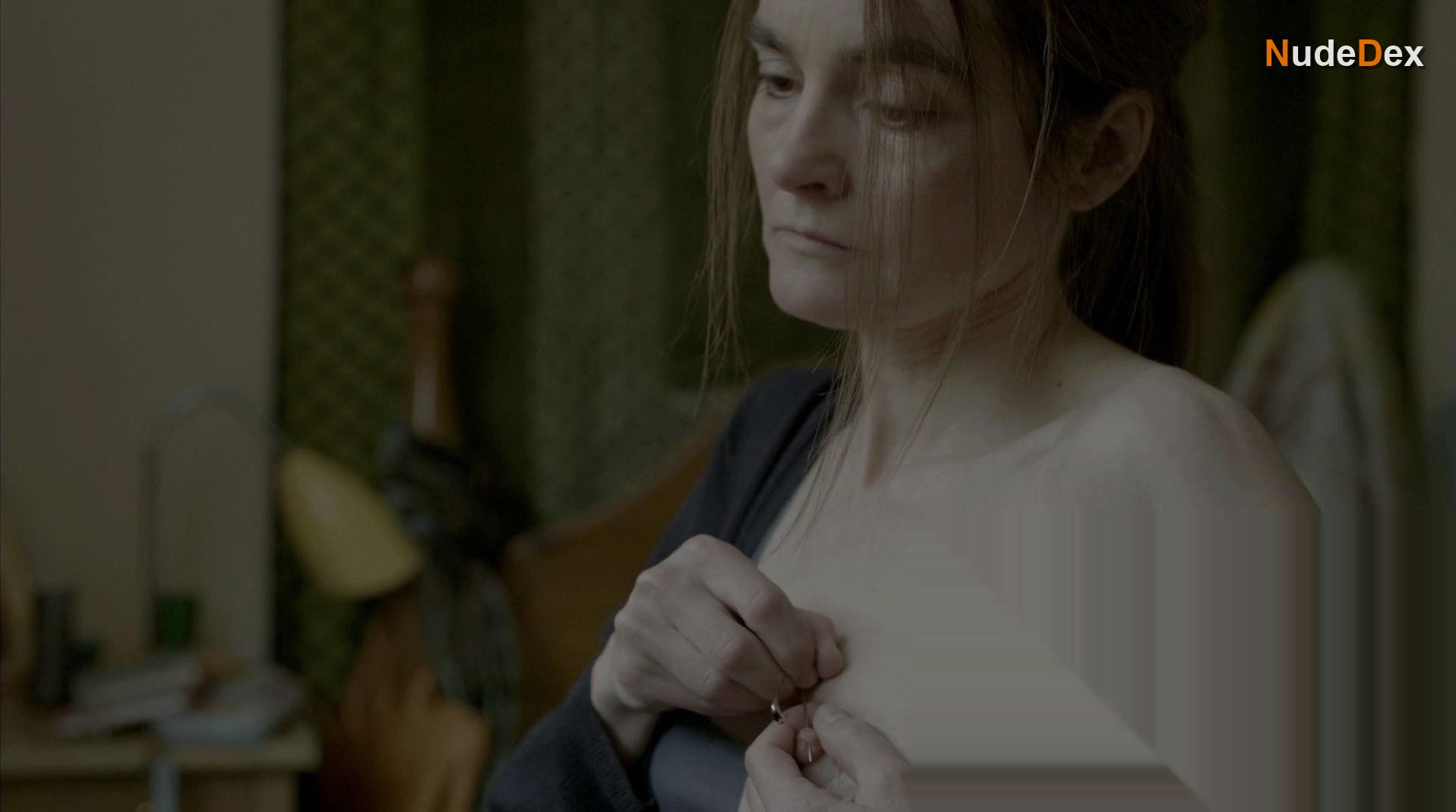 Shirley Henderson in Southcliffe, photo 4