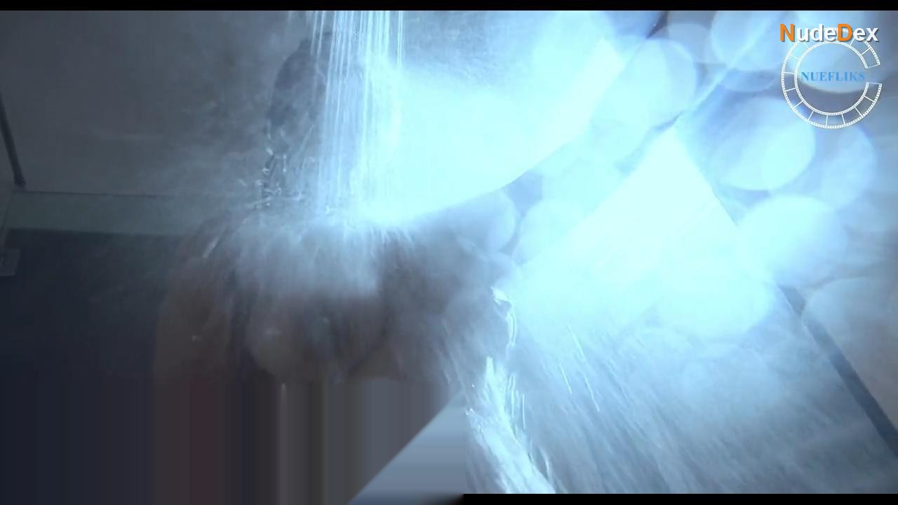 Shreya Tyagi in Bye 2, photo 1