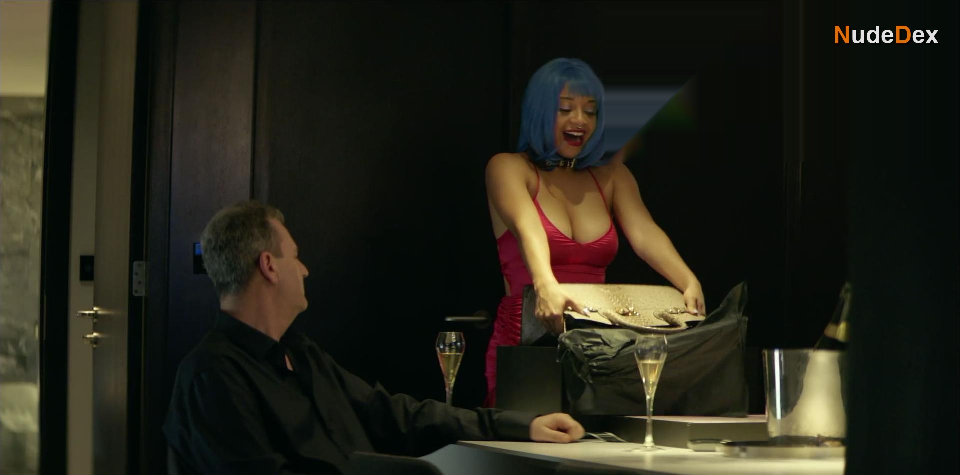 Siena Kelly in Adult Material, photo 7