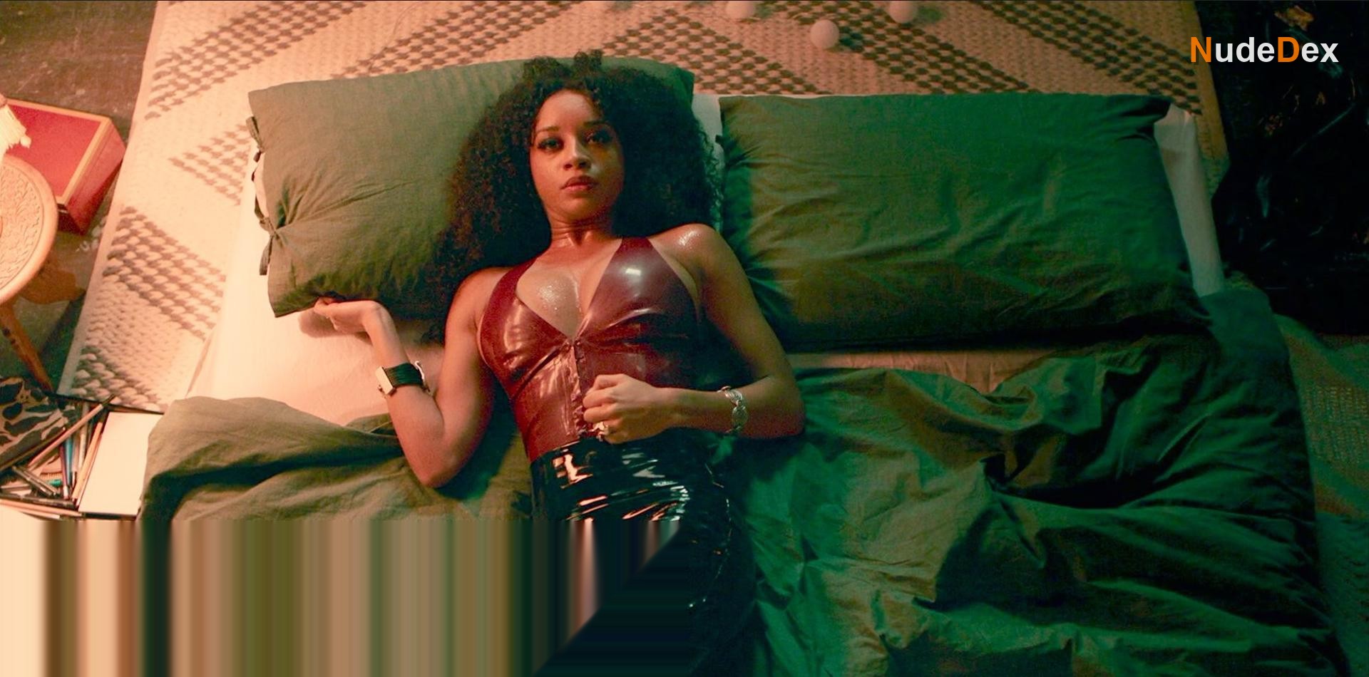 Siena Kelly in Domino Day, photo 18
