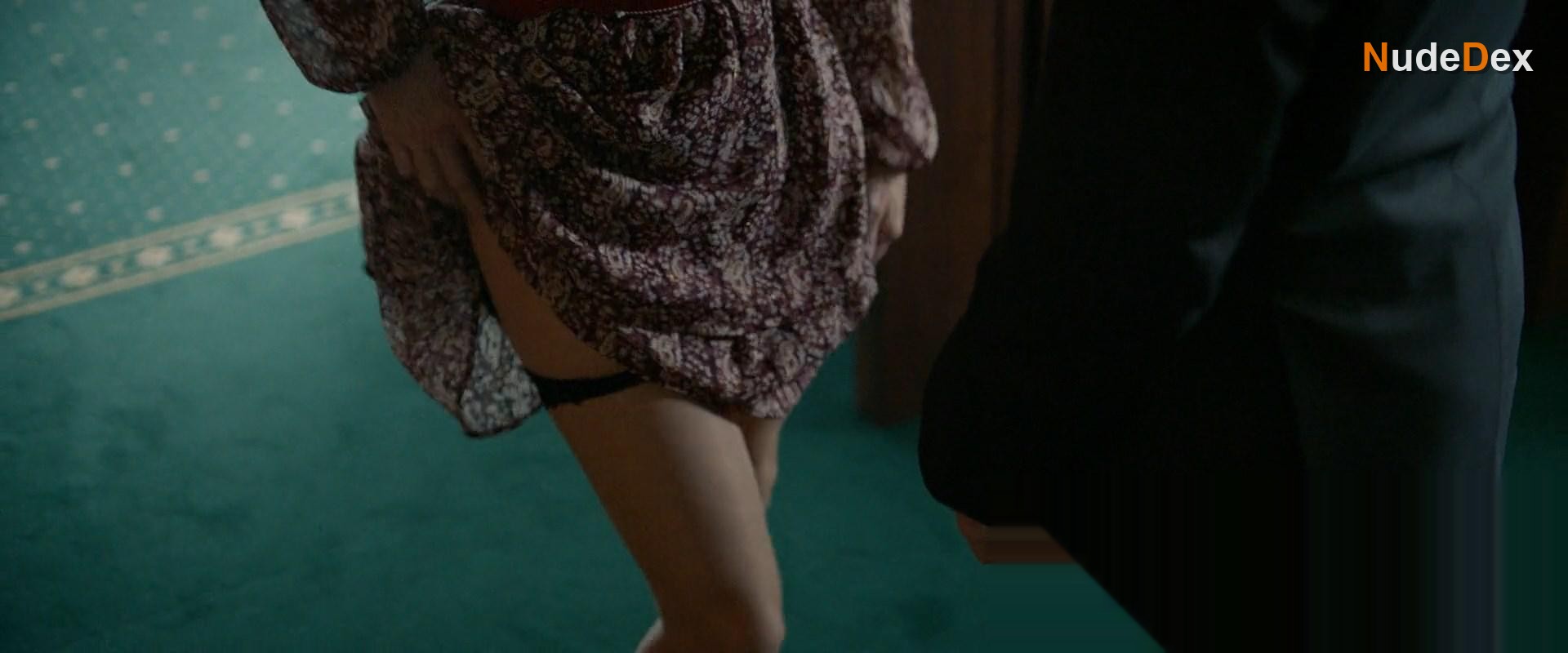 Strangers in Strangers, photo 1