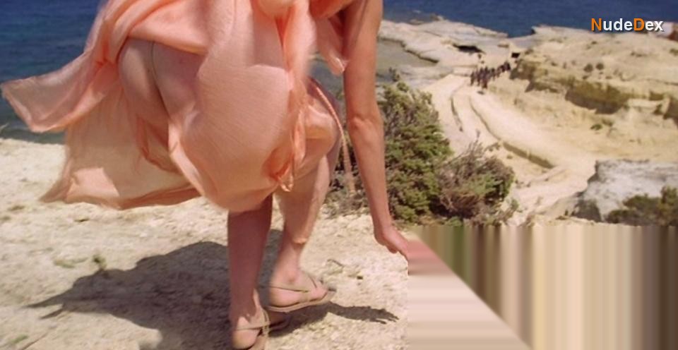 Sienna Guillory in Take A Girl Like You, photo 18