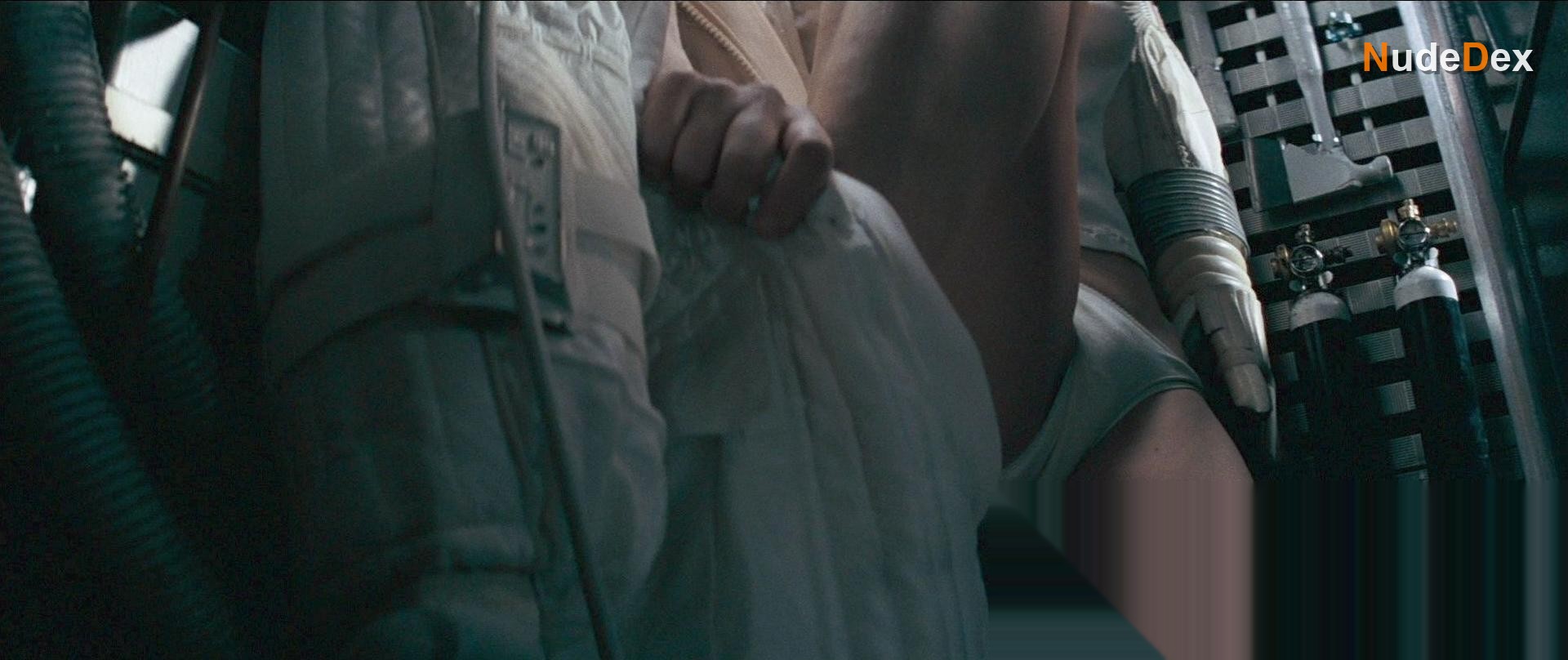 Sigourney Weaver in Alien, photo 1