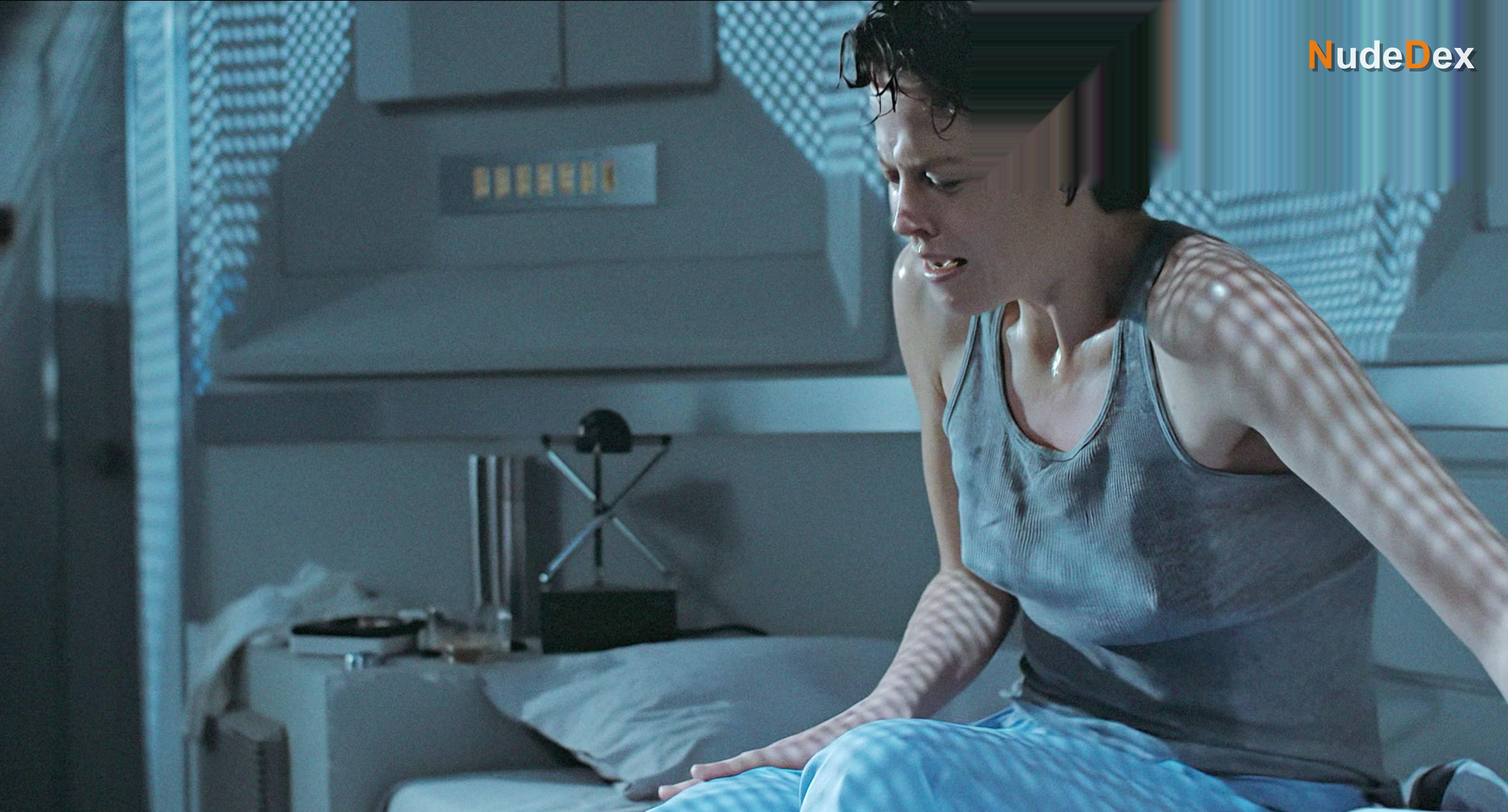 Sigourney Weaver in Aliens, photo 4