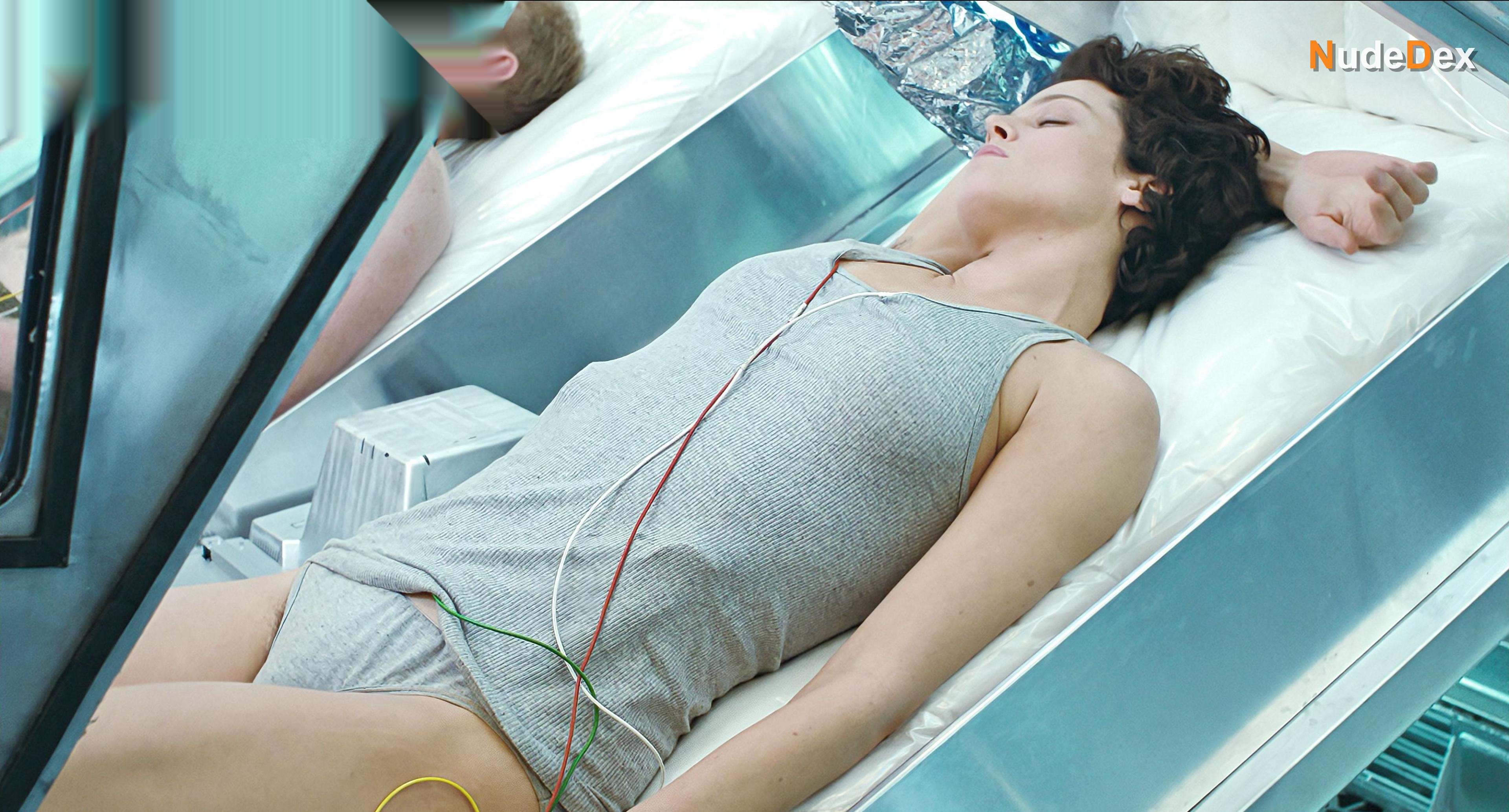 Sigourney Weaver in Aliens, photo 5