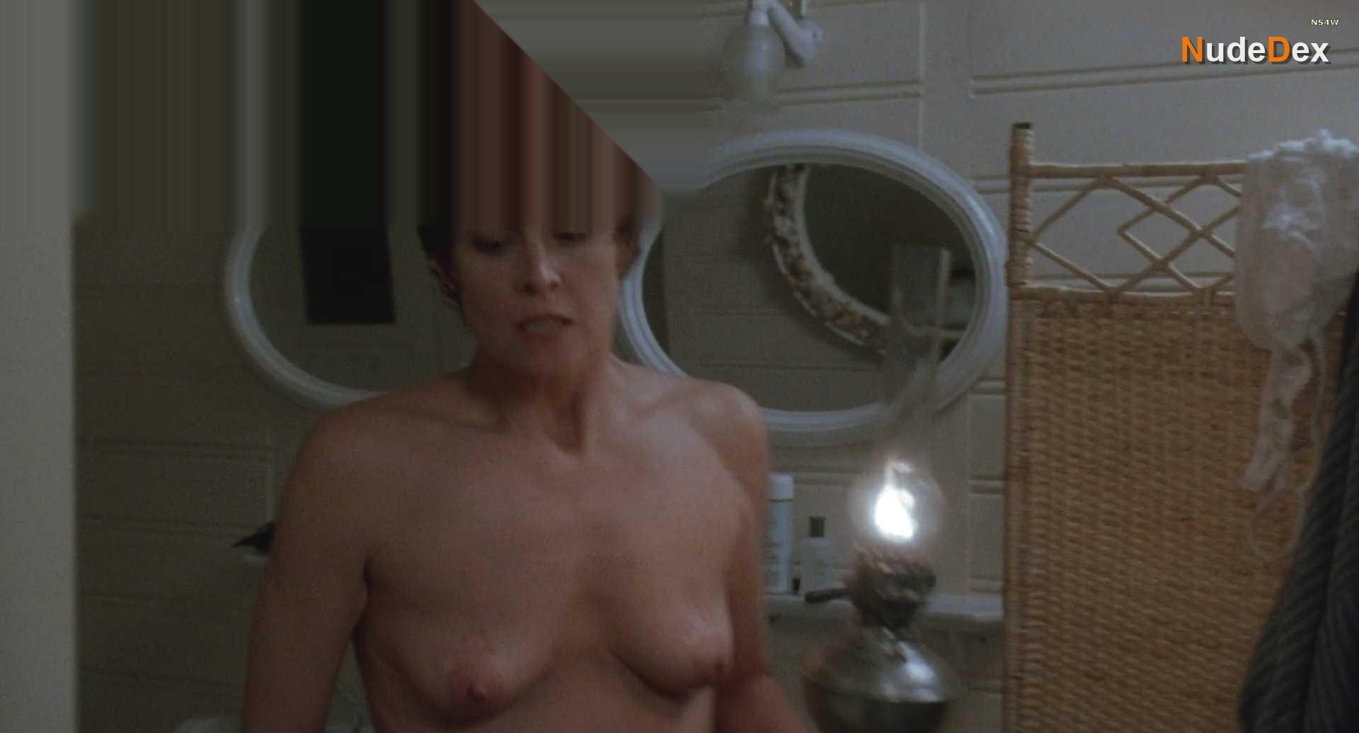 Sigourney Weaver in Death And The Maiden, photo 3