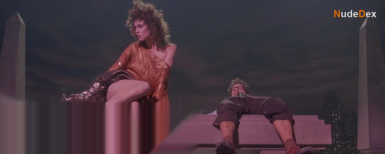 Sigourney Weaver in Ghostbusters, photo 2