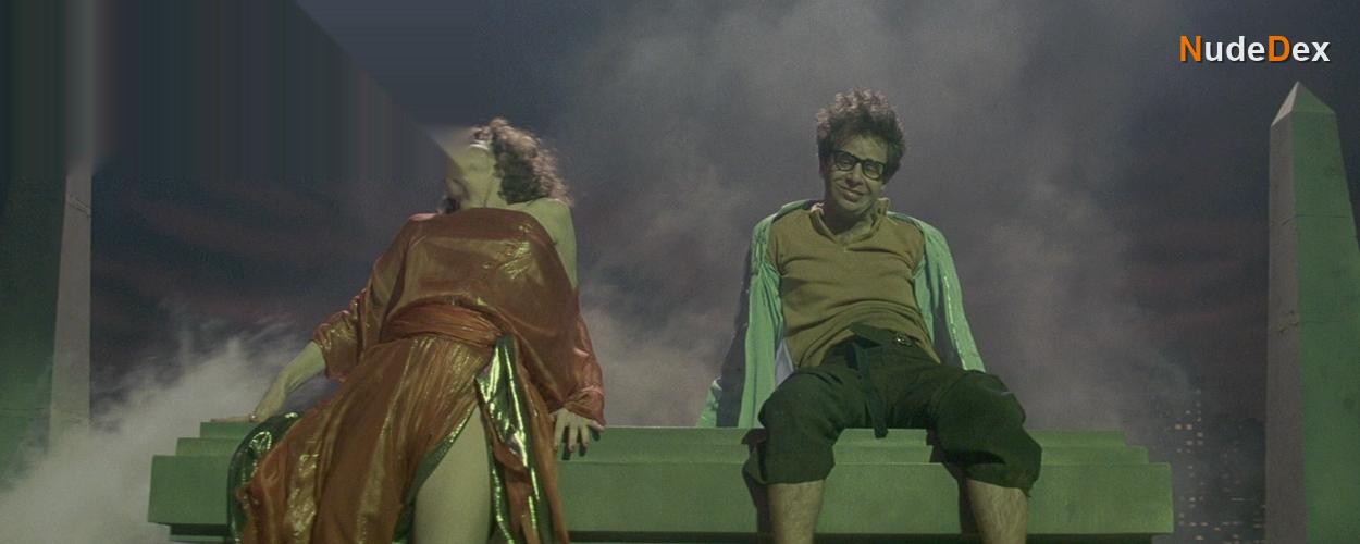 Sigourney Weaver in Ghostbusters, photo 3