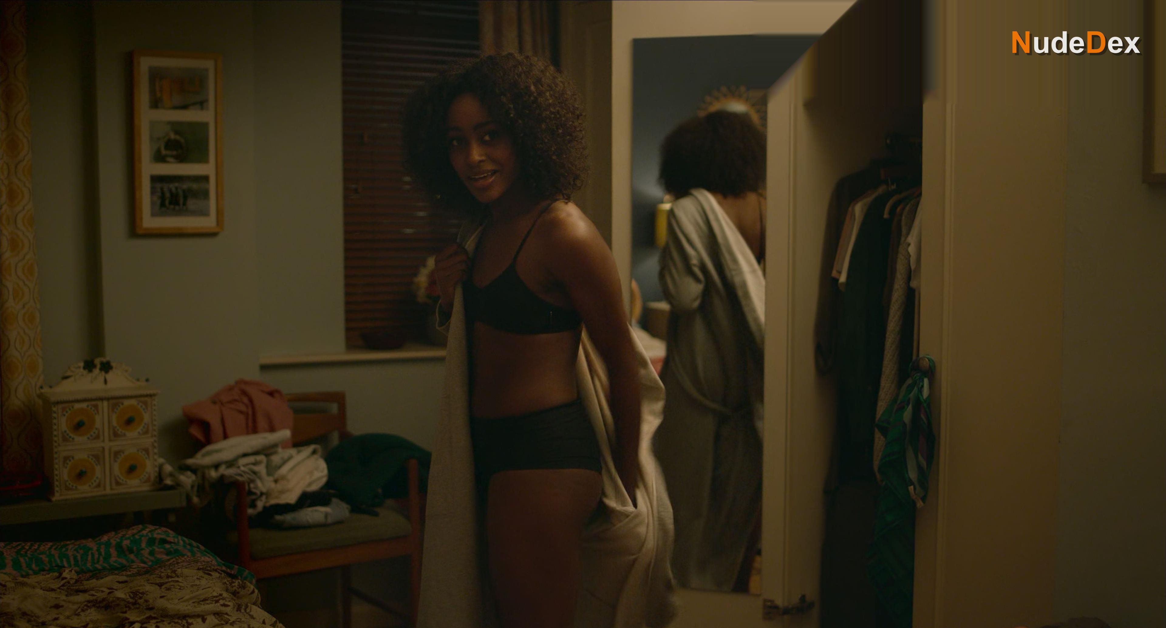 Simona Brown in Behind Her Eyes, photo 7