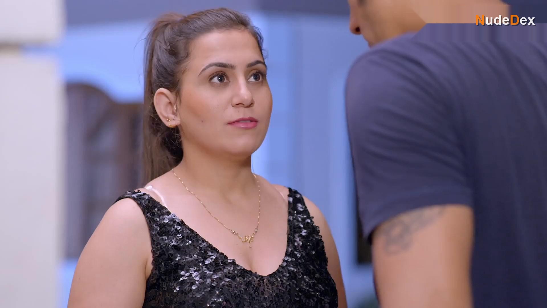 Beautiful House Maid in Beautiful House Maid, photo 3