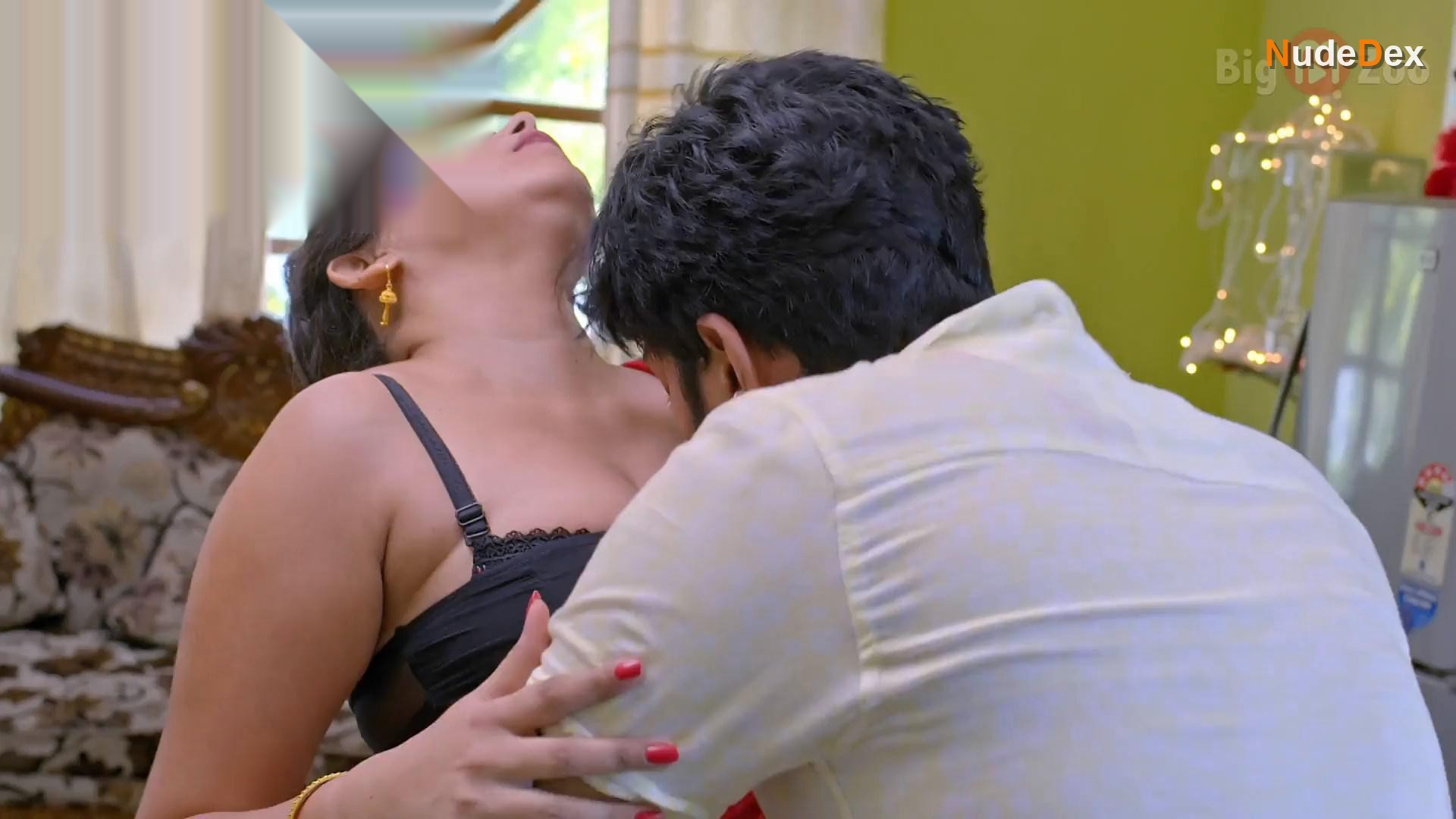 Beautiful House Maid in Beautiful House Maid, photo 15