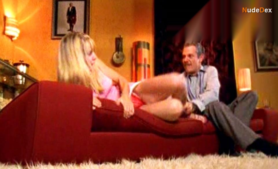 Sirena Irwin in Whacked, photo 3
