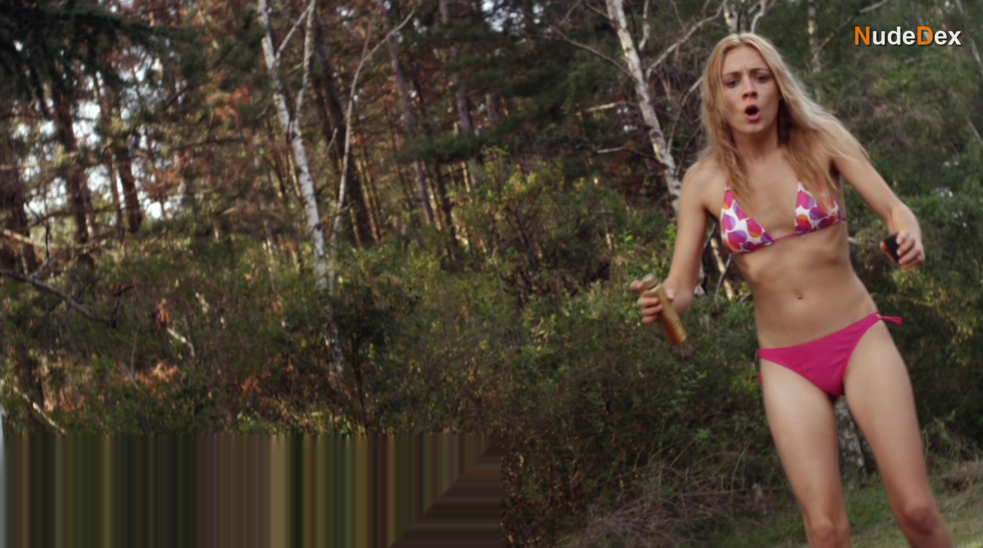 Skye Lourie in Lake Placid Vs. Anaconda, photo 1