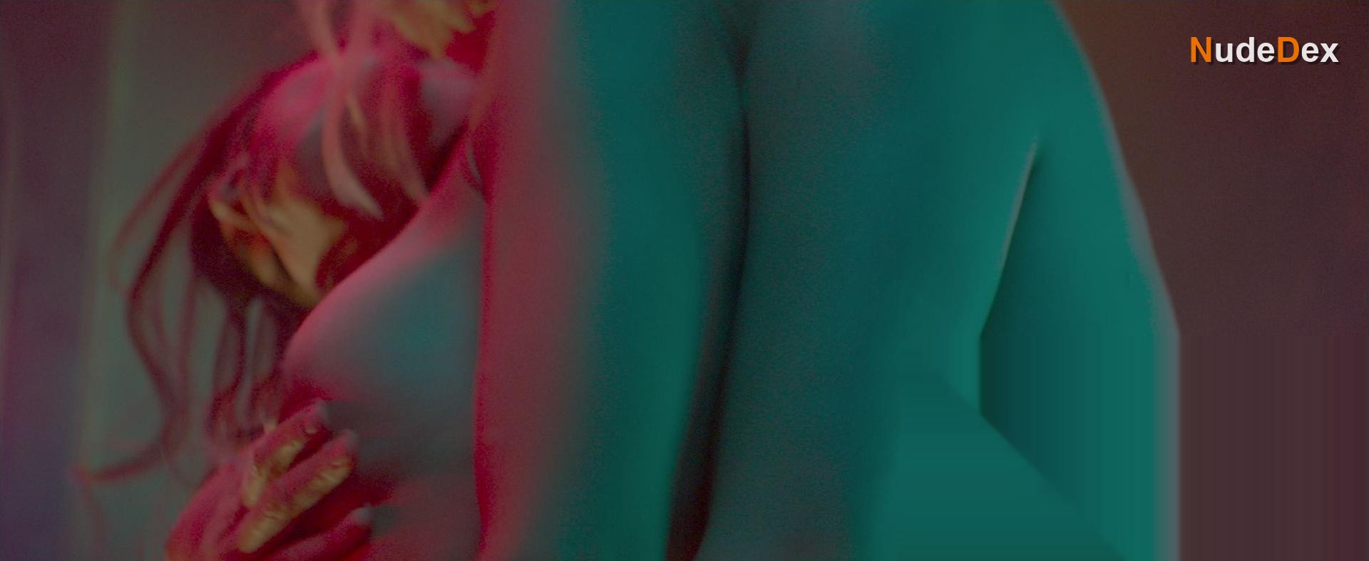 Atomic Blonde in Atomic Blonde, photo 19