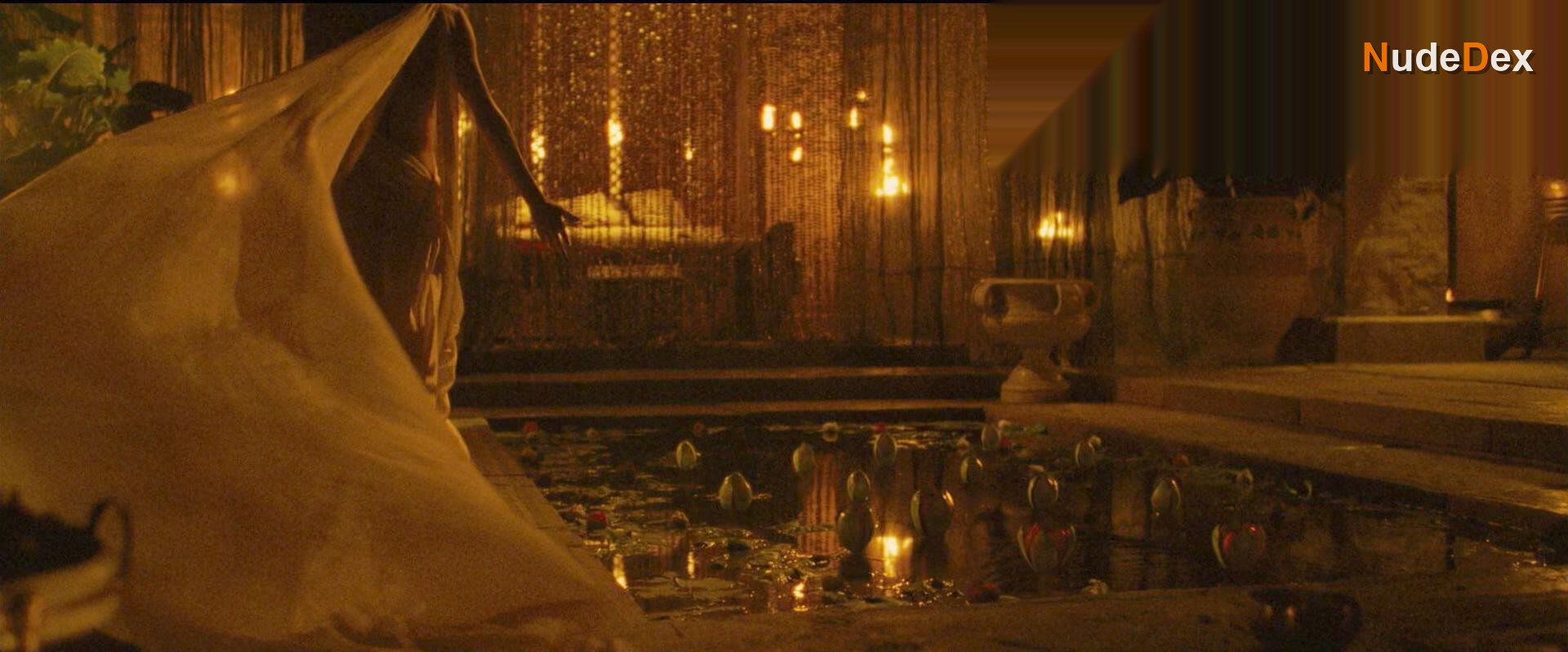 Sofia Boutella in The Mummy, photo 2