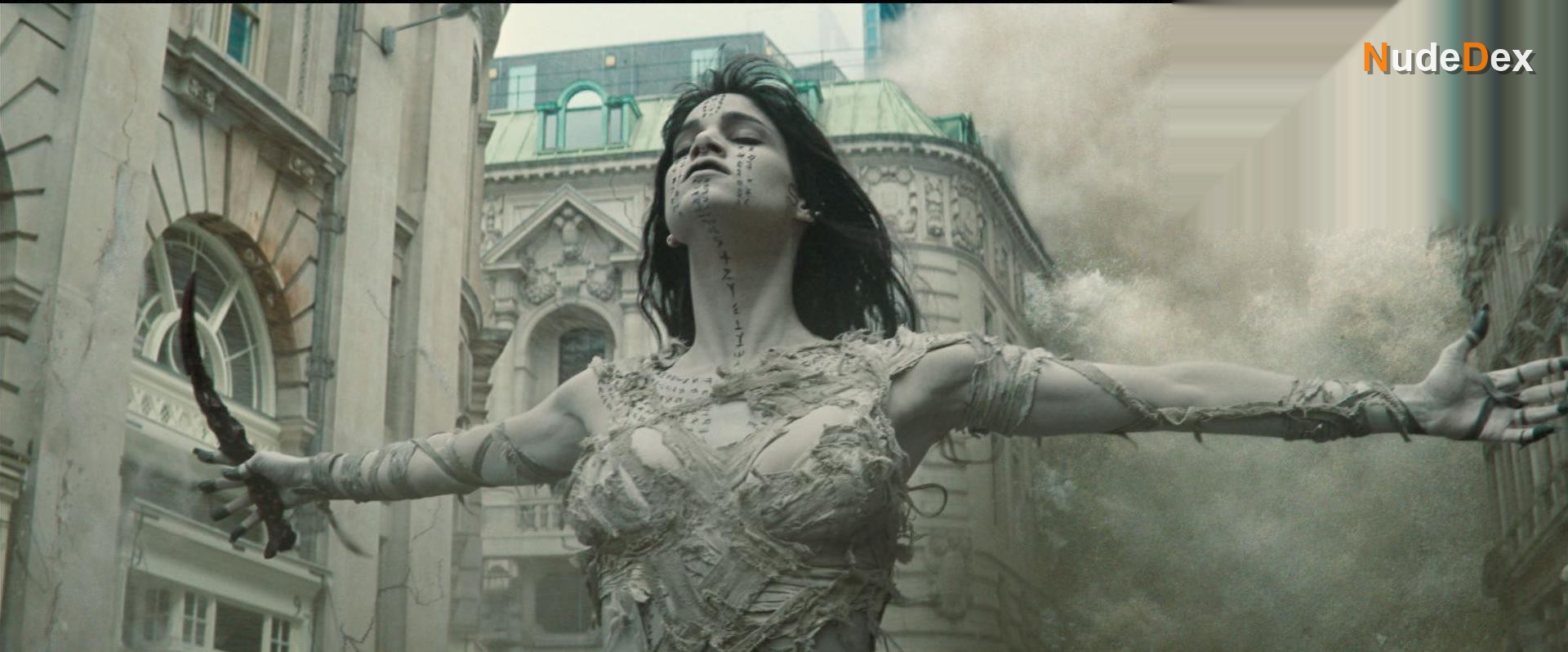 Sofia Boutella in The Mummy, photo 7