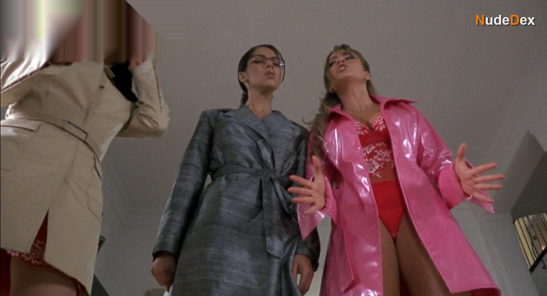 Sofia Vergara in Chasing Papi, photo 18