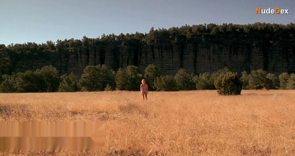 Sonja Runar in Naked Fear, photo 2